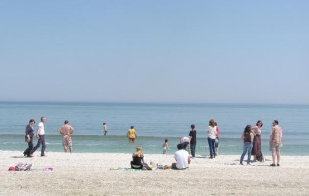 Barcă de agrement, recuperată din larg de Garda de Coastă, în Mamaia